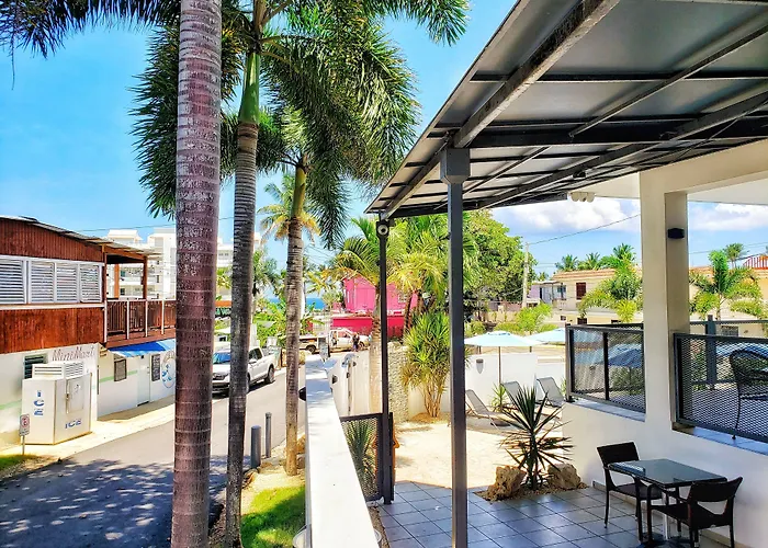 Casa Verde - Steps To The Beach, Pool, Restaurant & Bar